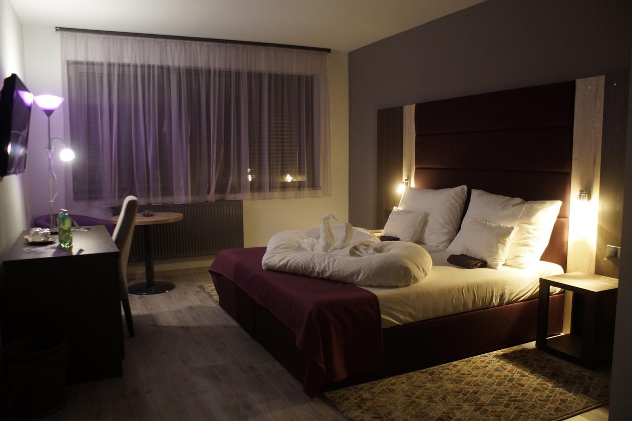 Hotel Fitromax Ajka Exteriér fotografie